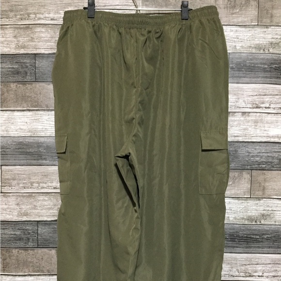 Shein Curve Cargo Jogger Pants Women’s 4XL Olive Green (Inseam 27) - Picture 7 of 9
